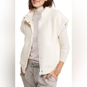 NWT Vineyard Vines Plus Teddy Vest , Size XL